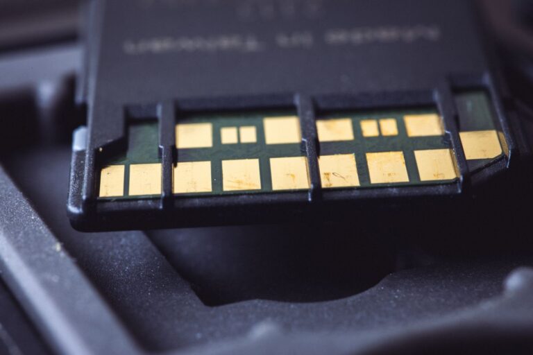 Conector de tarjeta SD para teléfonos móviles