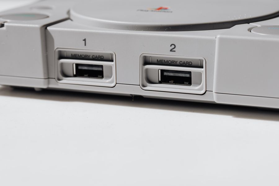 consola playstation vintage guia calce perfecto 2 Consola PlayStation vintage y guía de calce perfecto